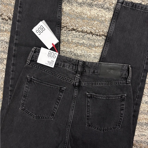 Urban Outfitters BDG Mom High Waisted Tapered Leg Jeans Sz 27Wx32L NWT | Jeans- - Picture 6 of 12